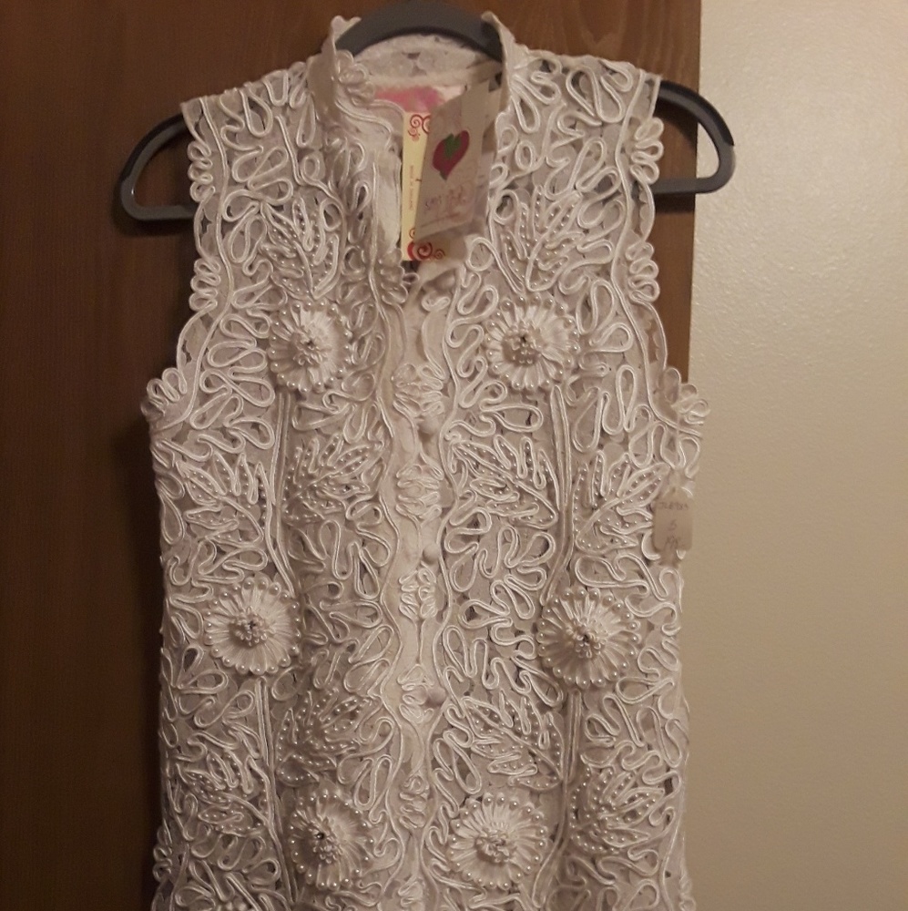 Sassy Thai brand new size small
